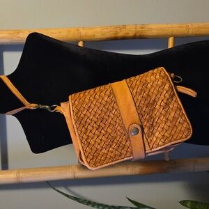 Viola Castellani Woven Leather Clutch